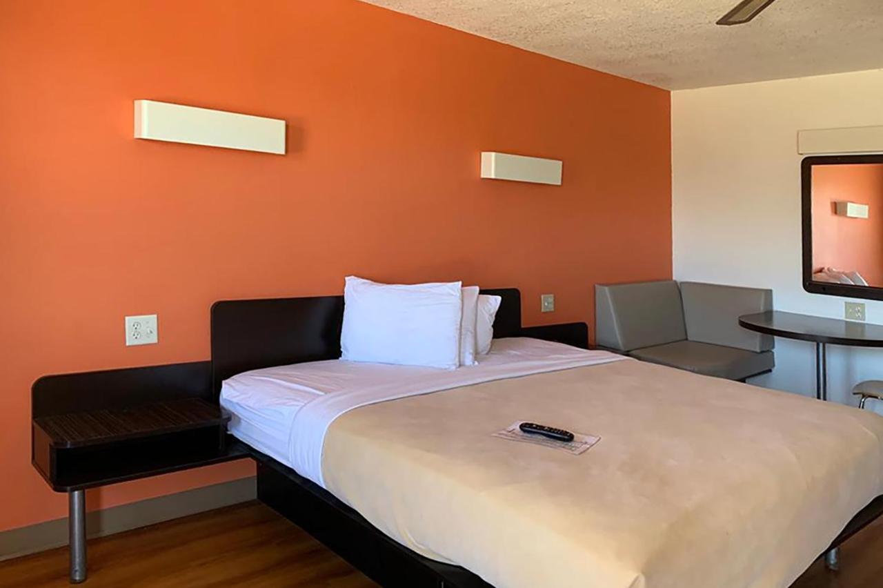 Motel 6 Cameron Mo מראה חיצוני תמונה